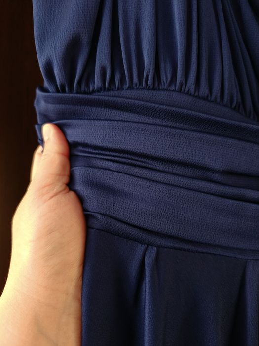 Официална рокля за поводи. Размер С-М без забележки.