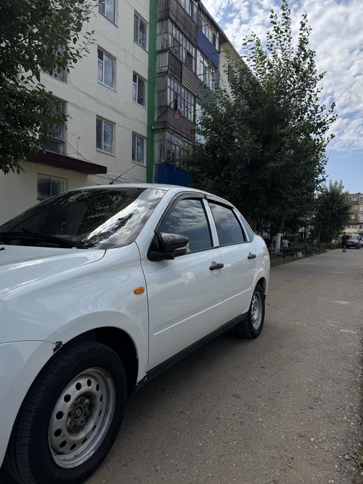 Лада гранта 2014 года, в идеальном состоянии