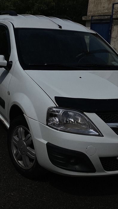 Lada | Largus |