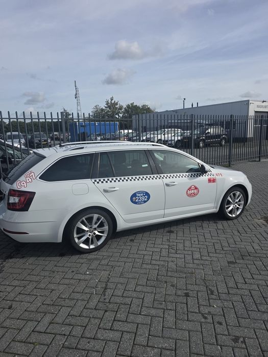 Cesionez Firma Taxi SRL cu Skoda Octavia