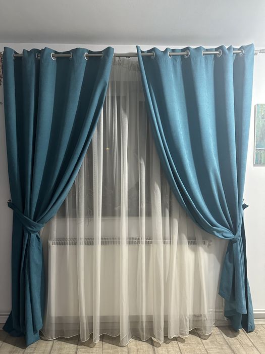 Vand 1 buc x galerie  +perdea +draperii