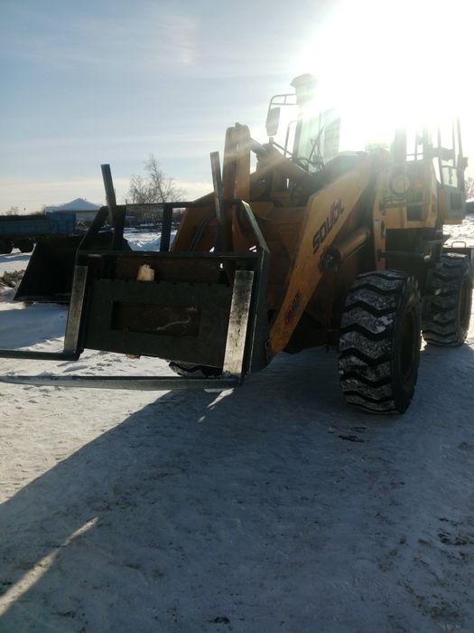 Погрузчик 2023 года