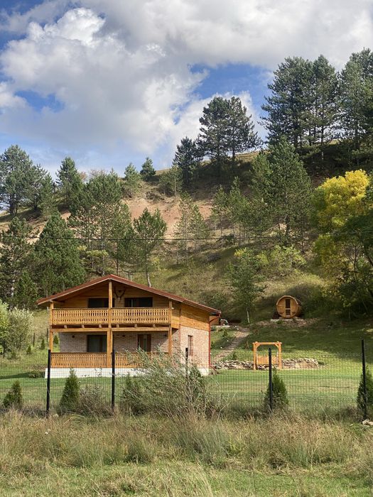 Cabana de închiriat