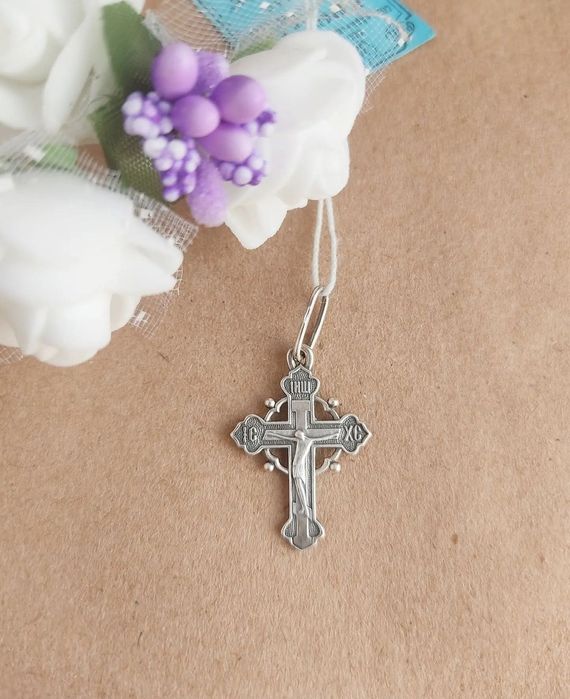 Серебряные освященые крестики