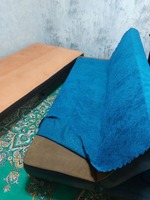 Продам два складных дивана