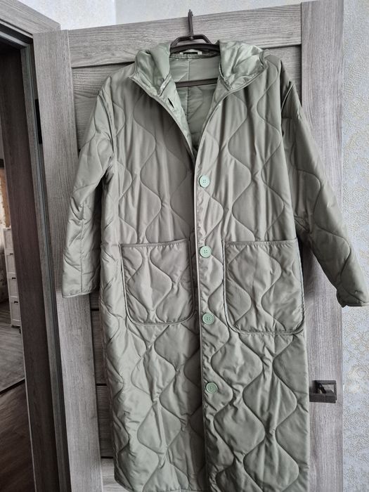 Продается  плащ- пальто