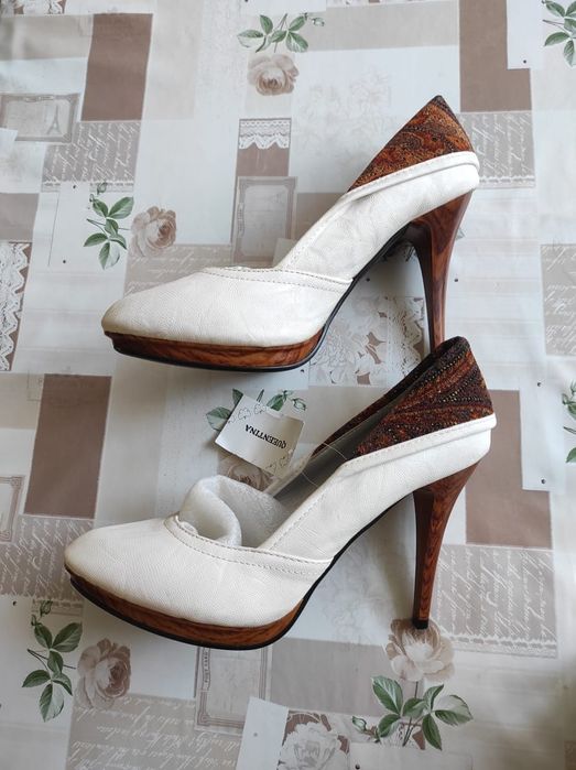 Туфли новые кожаные продам