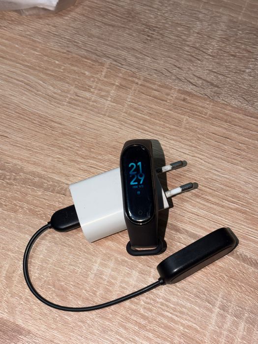 Смартчасы MiBand 4 /5  за доступную цену