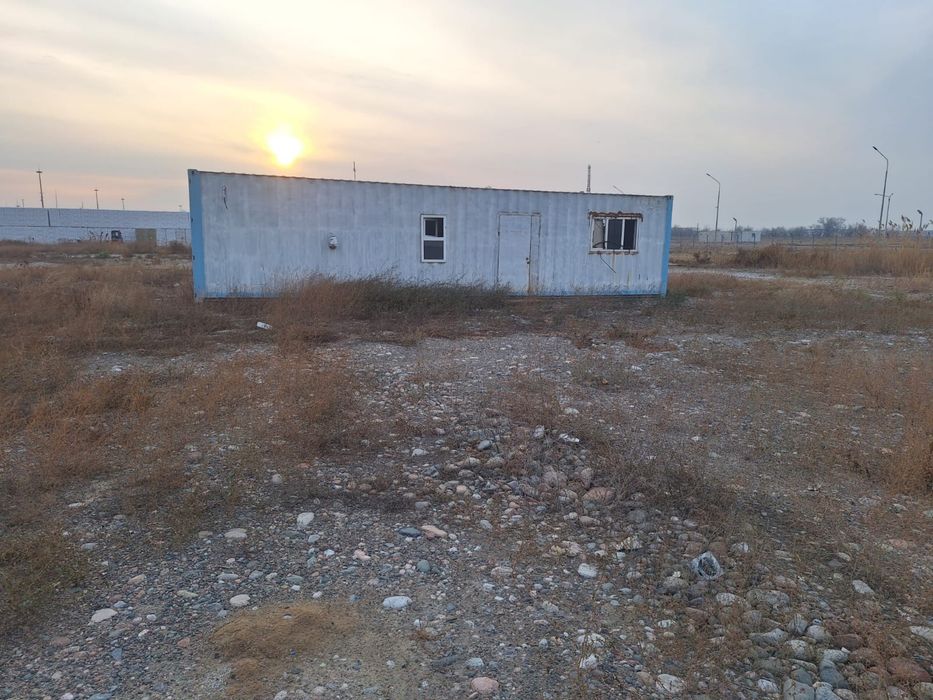 Продаётся утепленый контейнер 40тонник