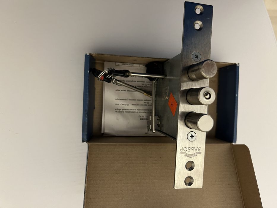 Продам дверной замок