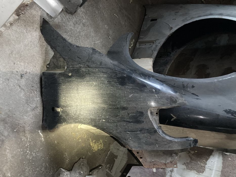 Крыло переднее правое Мерседес W638 Вито / Mercedes W638 Vito