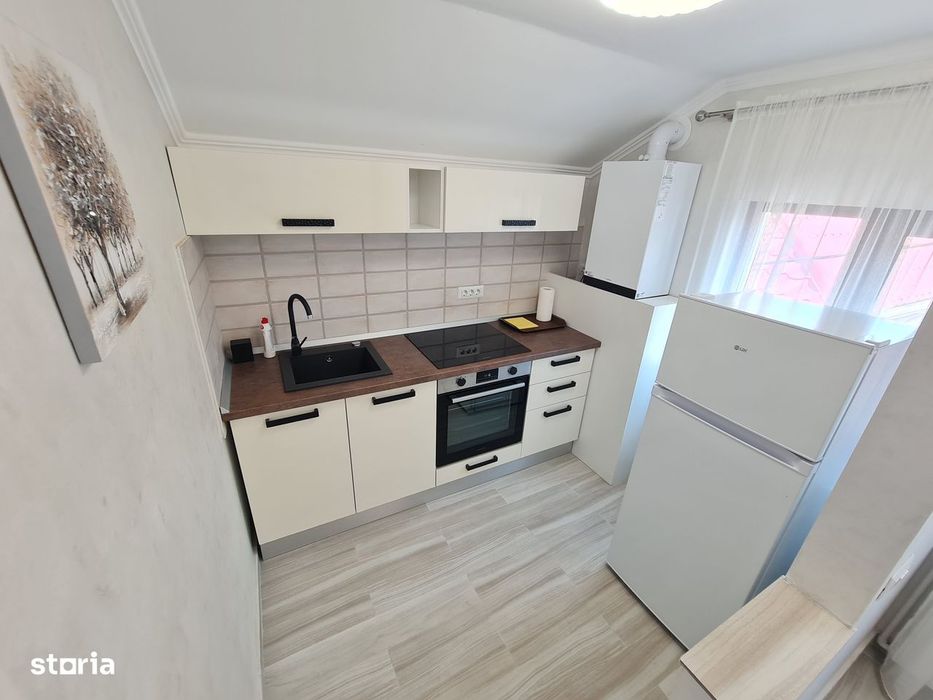 Apartament Modern - Curte Comuna - Centrala pe Gaz - Termen lung