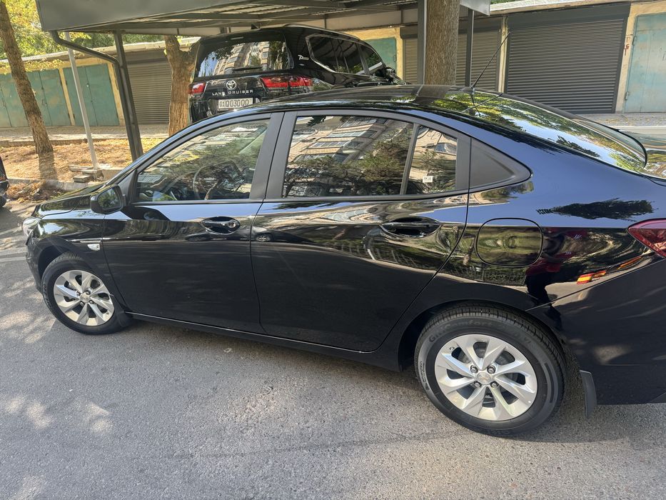 Chevrolet Onix 2025