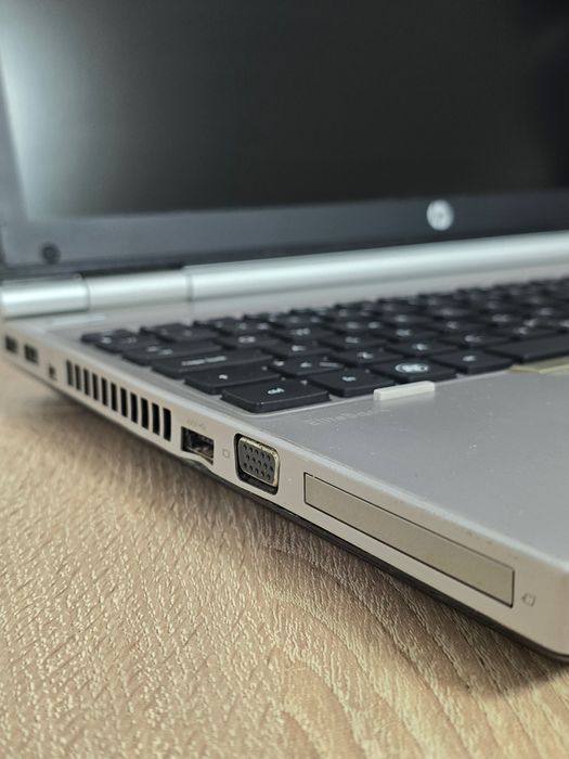 Laptop HP ELITEBOOK 8560p
