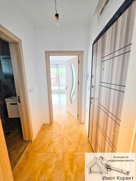 Продава се Двустаен апартамент в Асеновград - 60 кв.м за 808 €/кв.м - Снимка #2
