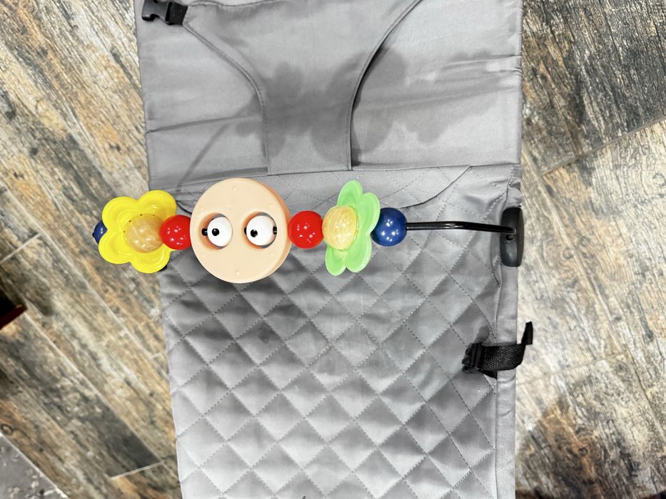 Продаю шезлонг для малыша