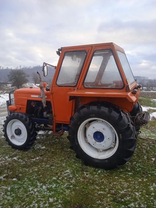 Vând  tractor Fiat OM 615