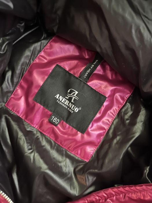 Продам куртку на девочку