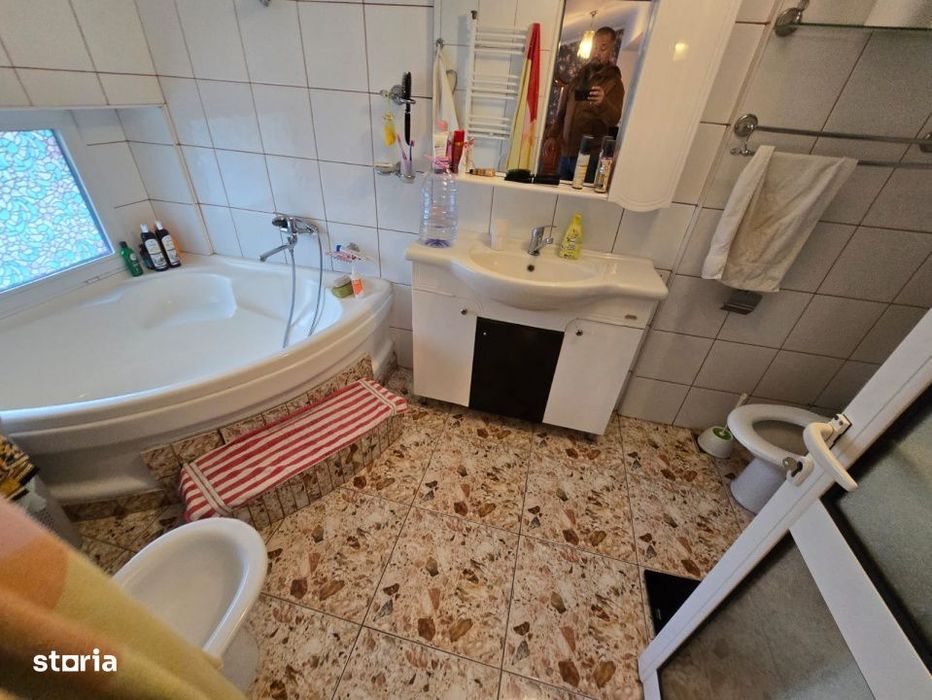 Cladire in zona centrala - oportunitate de investitie