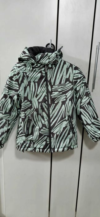 Продам куртку crockid для девочки