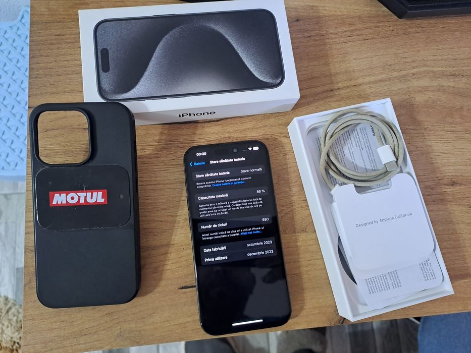 Iphone 15 pro la cutie 128 GB/ schimb cu 16 pro sau Samsung s25 ultra