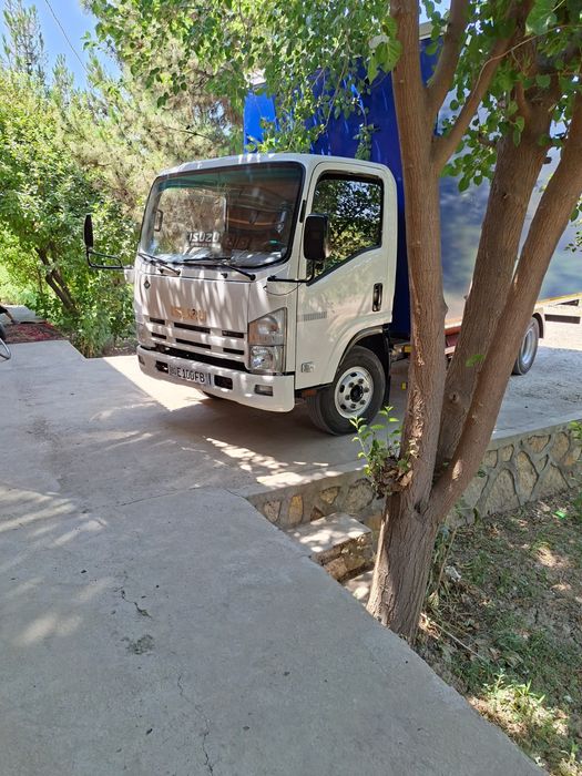 isuzi sotiladi xolati judayam zur sirochni sotiladi