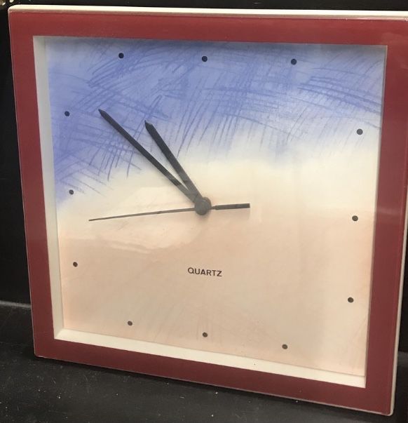 стенни часовници