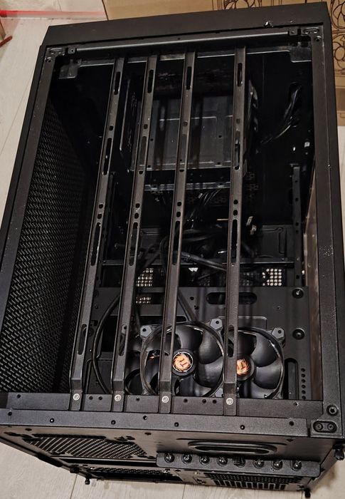 Carcasa Thermaltake Core X5, CubeTower