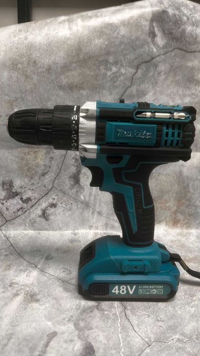 Продается шуруповерт