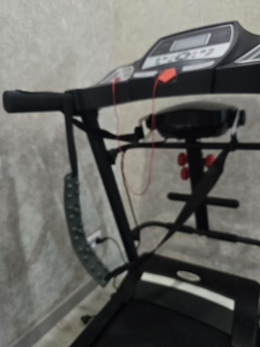 Беговая дорожка  с массажёром