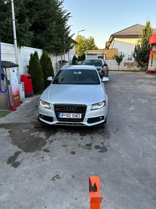 Audi A 4 B 8 ..M-ai multe detalii la telefon.