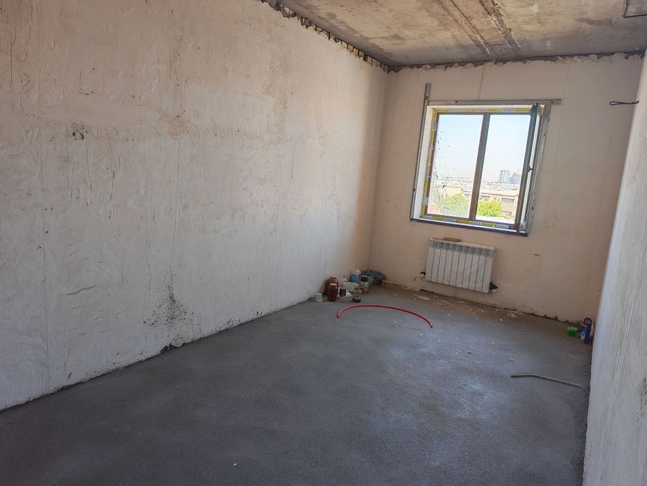 Yashnobod Alimkent 1-tor 36A uy 3 xona uy srochno sotiladi