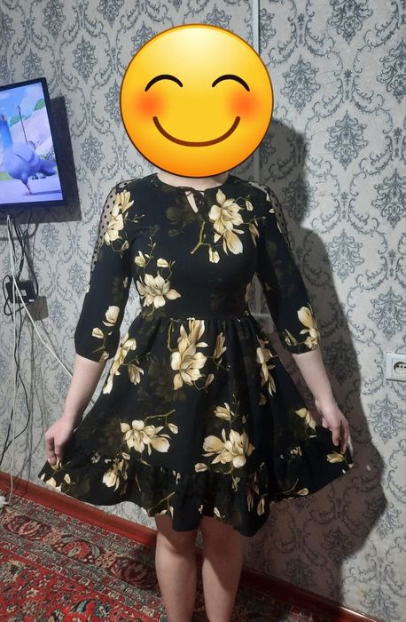 Платье Б/У по 1000