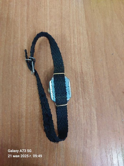 Продам раритетные часы