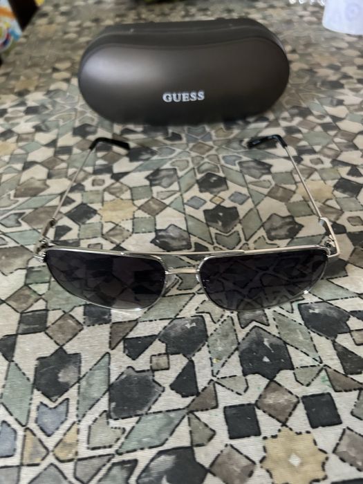 Слънчеви очила Guess