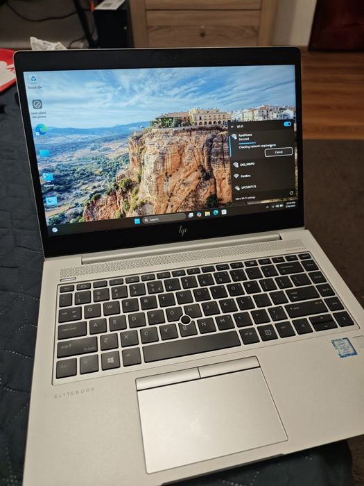 HP EliteBook 840 G5 – Intel i5 Gen 8 / 8GB RAM / 256GB SSD