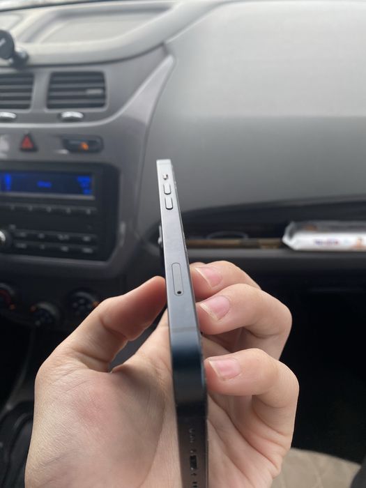 Iphone 13 в хорошем состоянии