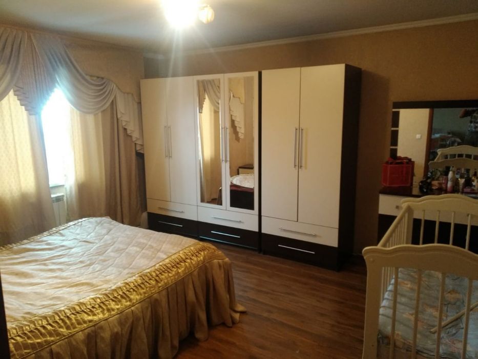 Продам полдома! В очень хорошем районе