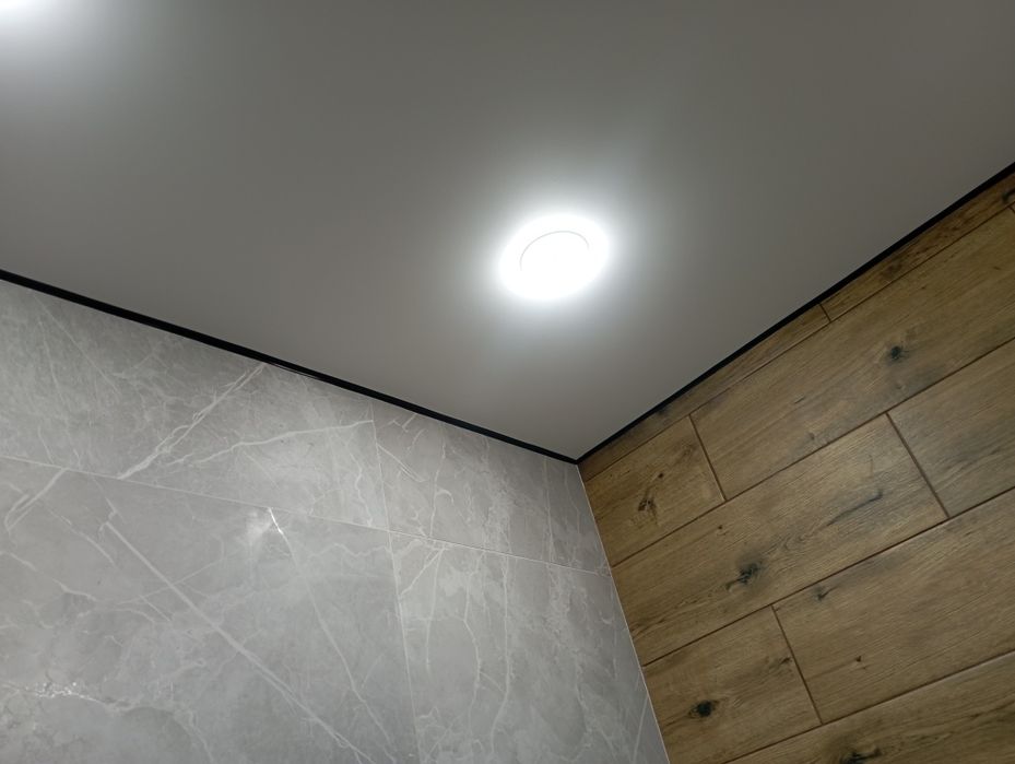 Натежной потолок