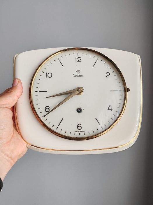 Ceas mecanic de perete JUNGHANS