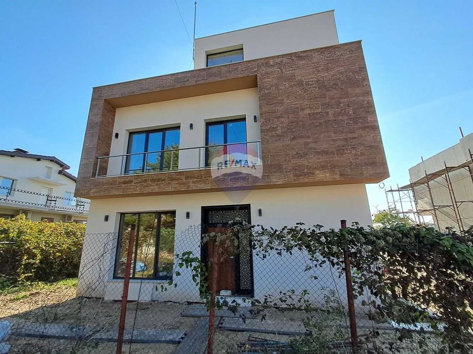 Къща в м-т Евксиноград