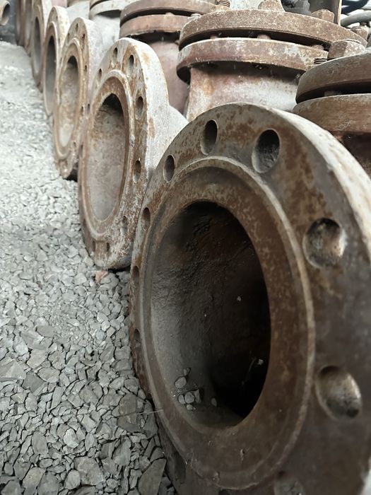 Продам вентили 200/40