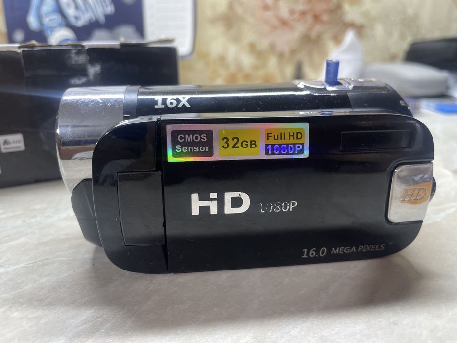 Продам видеокамеру