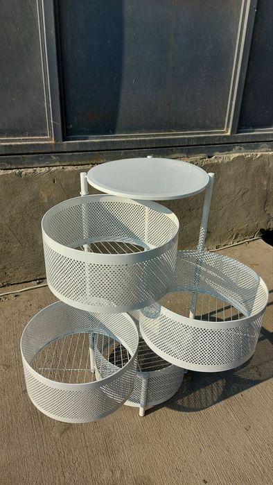 Sabzavot meva uchun etojerka