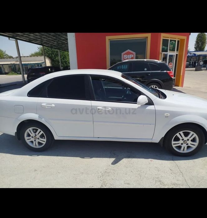 Lacetti 1.8 2011