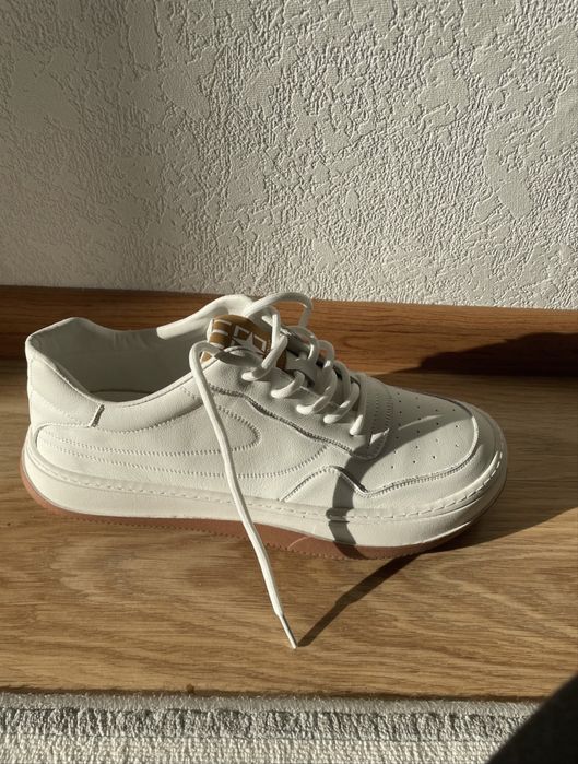 Кроссовки 42 размер