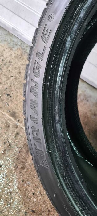 Продам шины 255/35R20 зимние, Б/У