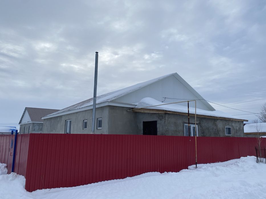 Срочно , үй сатылады. Жақсы тиімді бағада.