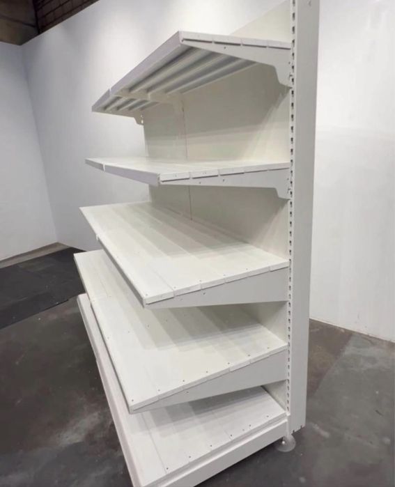 Raft metalic pentru magazin