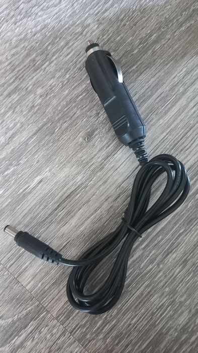 Универсальное автомобильное зарядное устройство